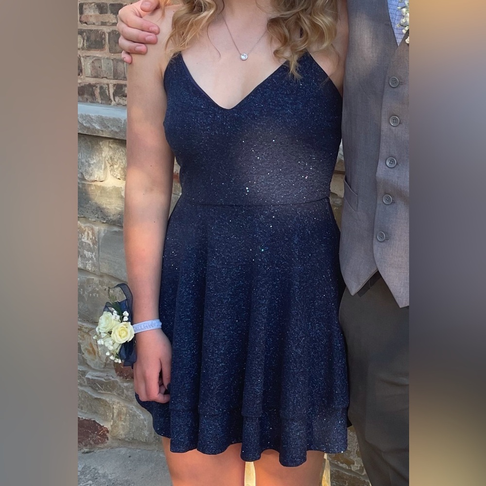 Mini, glittery, dark blue homecoming/party dress
Worn ONCE